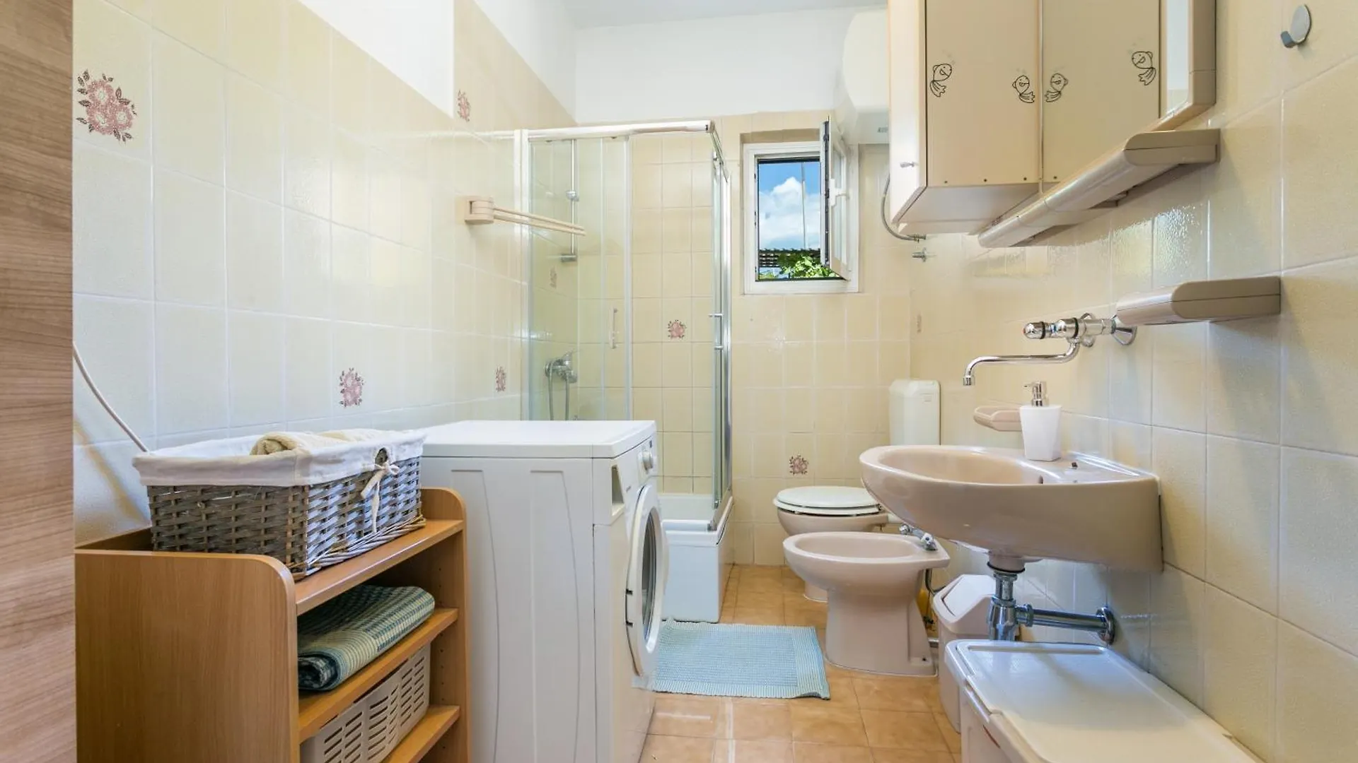 Apartments With A Parking Space Kastel Stafilic, Kastela - 20802 Croatia